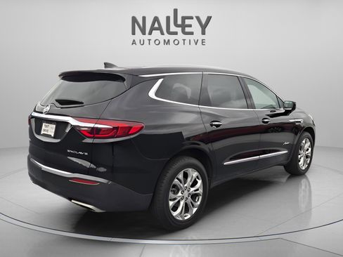 Used 2018 Buick Enclave Avenir w/ Avenir Technology Package image 11