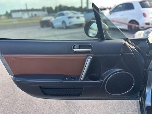 Used 2013 MAZDA MX-5 Miata Grand Touring RWD image 26