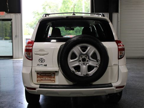 Used 2011 Toyota RAV4 4WD w/ Base L4 Extra Value Pkg image 4