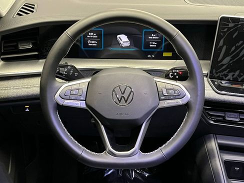 New 2025 Volkswagen Tiguan S image 9