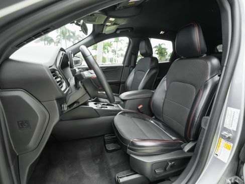 Used 2023 Ford Escape ST-Line image 16