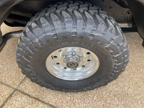 Used 1995 Ford Bronco XLT AWD/4WD image 9