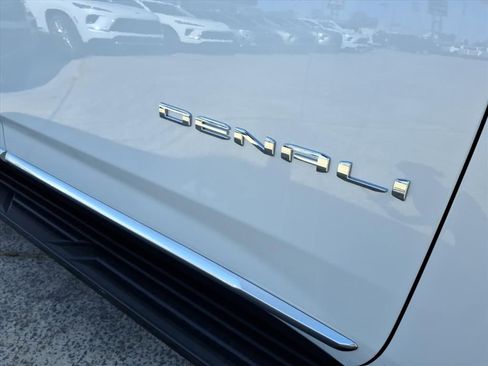 New 2026 GMC Yukon Denali image 10