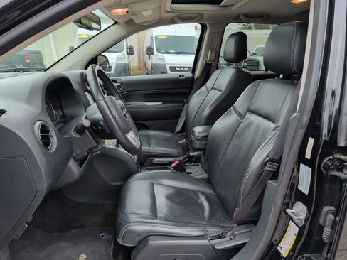 Used 2017 Jeep Compass High Altitude AWD/4WD image 15