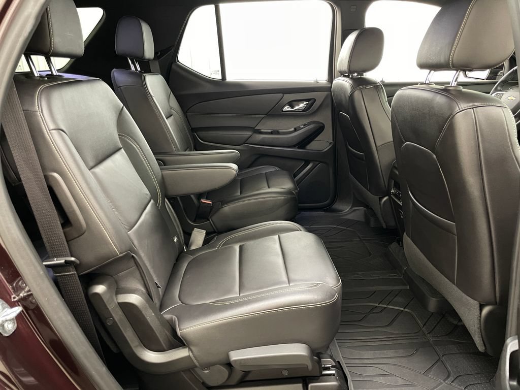 Certified 2023 Chevrolet Traverse LT w/ LPO, Floor Liner Package AWD/4WD image 44