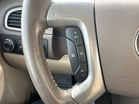 Used 2012 Chevrolet Suburban LT w/ Luxury Package image 21