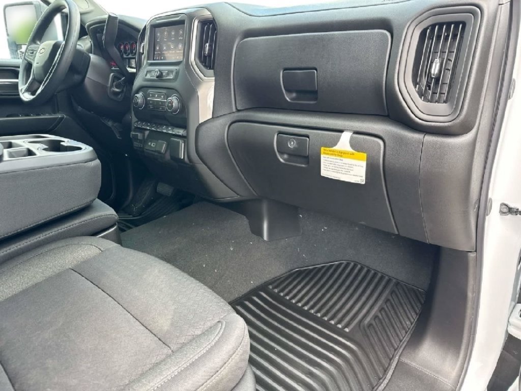 New 2026 Chevrolet Silverado 2500 Custom w/ Custom Value Package RWD image 17
