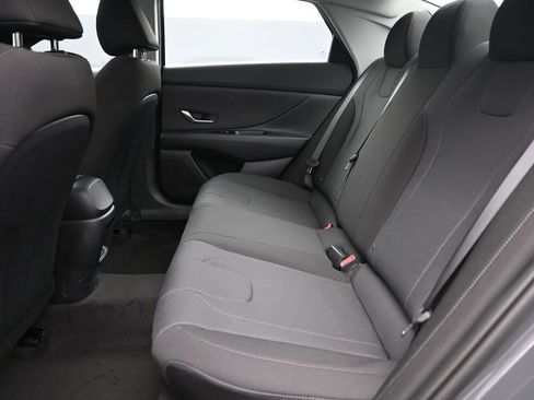 New 2026 Hyundai Elantra SE image 11