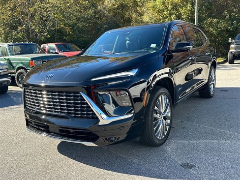 New 2026 Buick Enclave Avenir w/ Super Cruise Package image 2