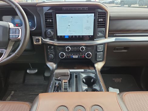 Used 2024 Ford F150 King Ranch w/ FX4 Off-Road Package image 23