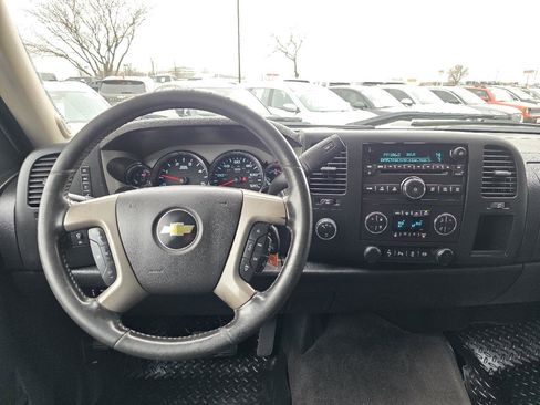 Used 2013 Chevrolet Silverado 2500 LT w/ Z71 Appearance Package image 3