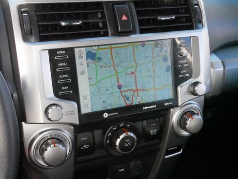 Used 2021 Toyota 4Runner SR5 Premium image 22