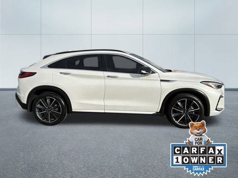 Used 2023 INFINITI QX55 Essential image 2