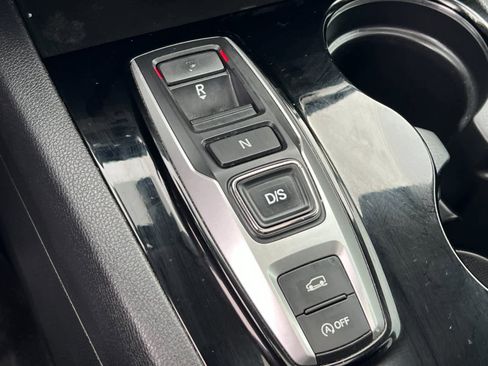 Used 2018 Honda Pilot Touring image 25