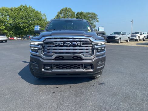New 2026 RAM 2500 Limited AWD/4WD image 2