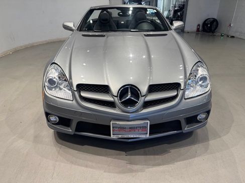 Used 2010 Mercedes-Benz SLK 300 image 11