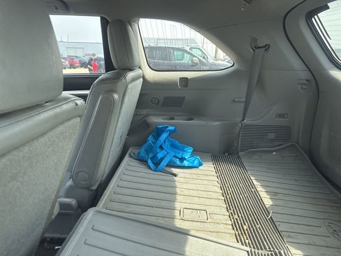 Used 2018 Toyota Highlander XLE image 19