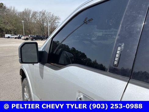 Used 2016 Ford F150 Lariat image 12