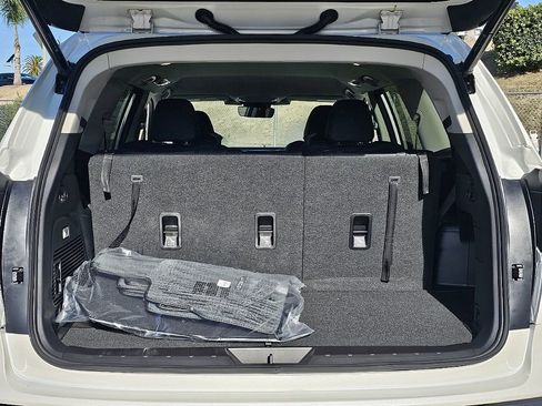 New 2026 Subaru Ascent Premium image 10