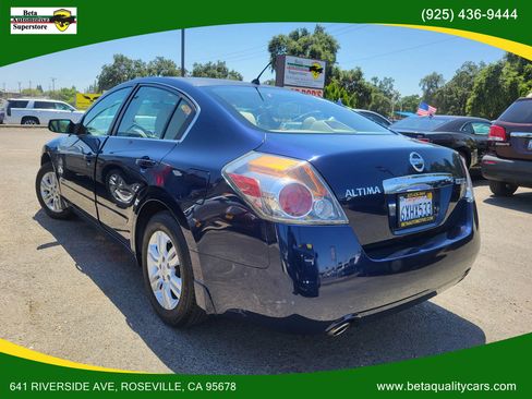 Used 2011 Nissan Altima Hybrid Sedan image 5