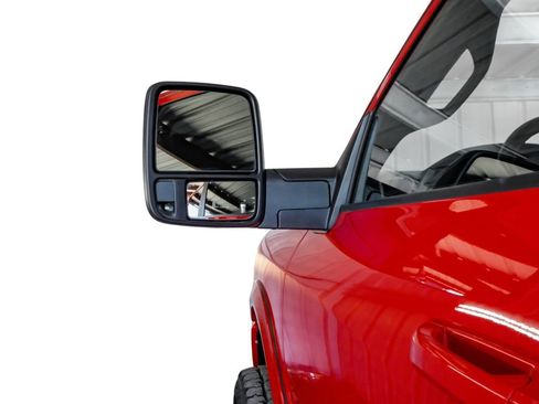 Used 2024 RAM 2500 Big Horn w/ Sport Appearance Package image 40