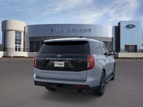 New 2026 Ford Expedition Active AWD/4WD image 8