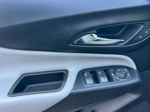 Used 2019 Chevrolet Equinox LT AWD/4WD image 8