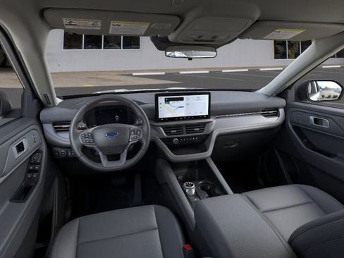 New 2026 Ford Explorer Active w/ Active Comfort Package image 9