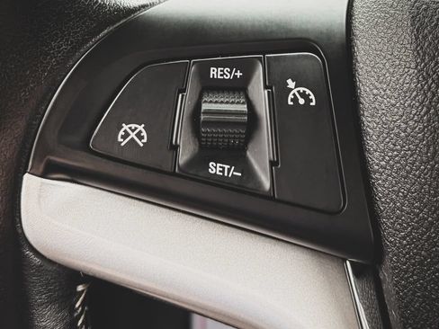 Used 2012 Chevrolet Camaro SS RWD image 6