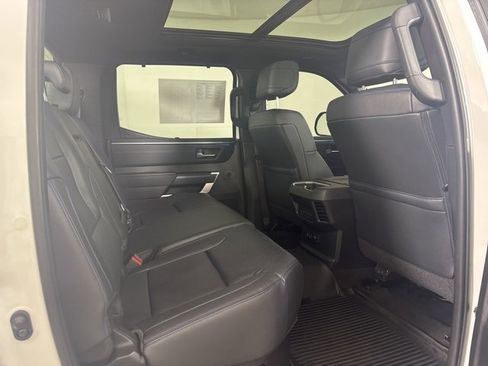 Used 2023 Toyota Tundra Platinum image 5