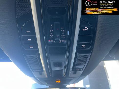 Used 2019 Porsche Cayenne image 17