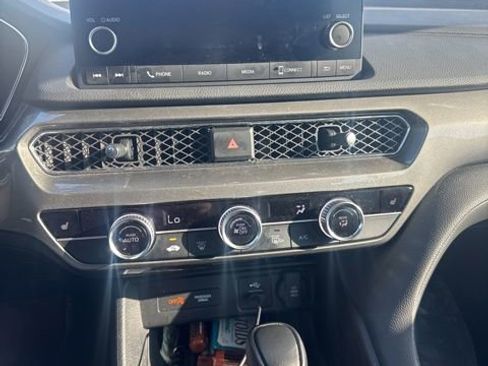 Used 2025 Acura Integra FWD image 8