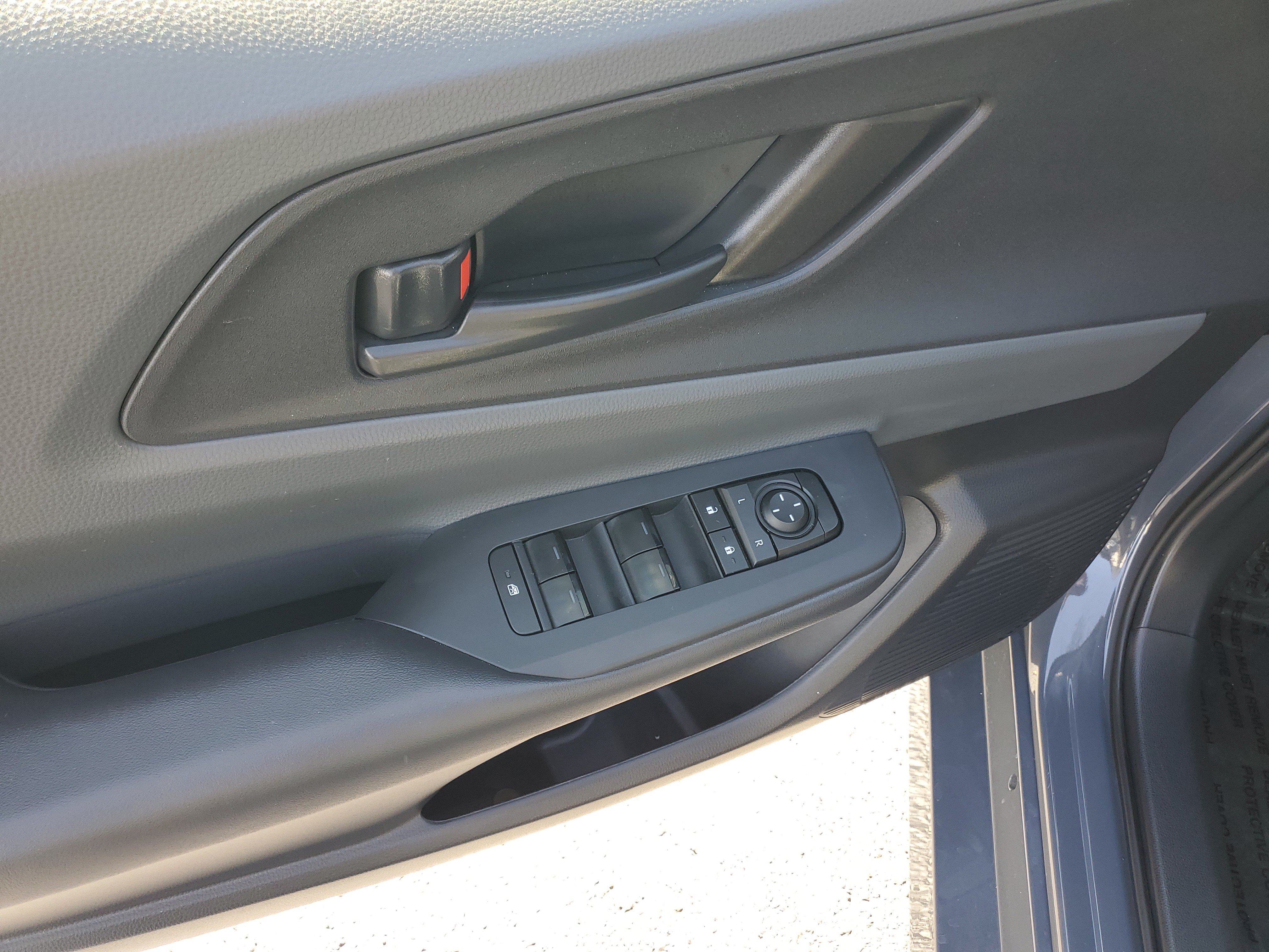 Certified 2026 Toyota Prius LE FWD image 19