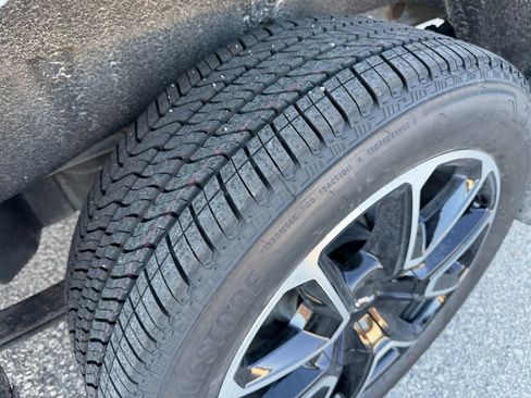 Used 2022 Chevrolet Silverado 1500 LT image 15