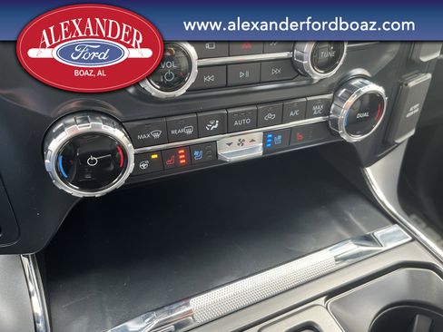 New 2025 Ford F150 Lariat w/ Equipment Group 502A High image 29