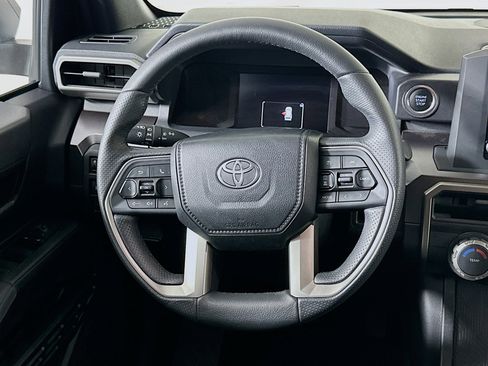 Used 2025 Toyota 4Runner SR5 RWD image 18