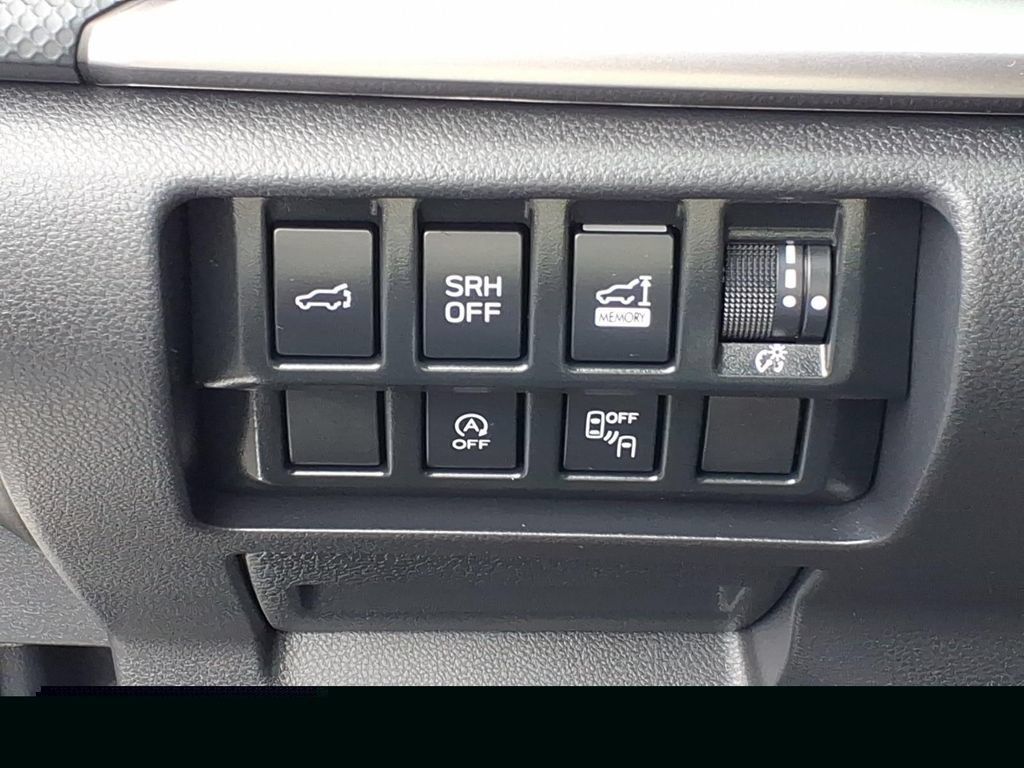 Certified 2024 Subaru Forester Premium AWD/4WD image 5