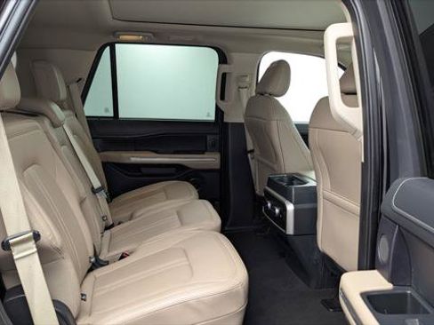 Used 2024 Ford Expedition Limited AWD/4WD image 21