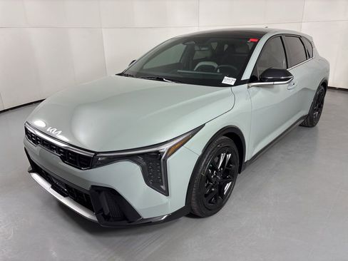 New 2026 Kia K4 GT-Line Turbo FWD image 4