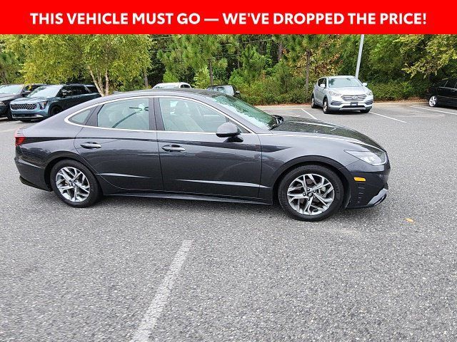 Used 2021 Hyundai Sonata SEL w/ Convenience Package FWD image 12