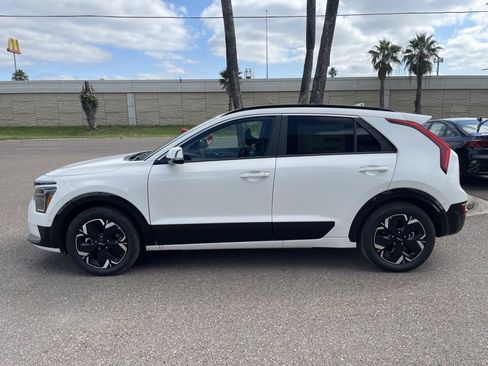 New 2024 Kia Niro Wave image 10