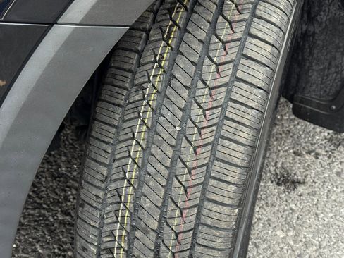 Used 2021 Kia Telluride EX w/ EX Premium Package image 16