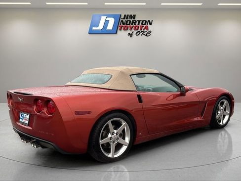 Used 2006 Chevrolet Corvette Convertible w/ Preferred Equipment Group RWD image 5