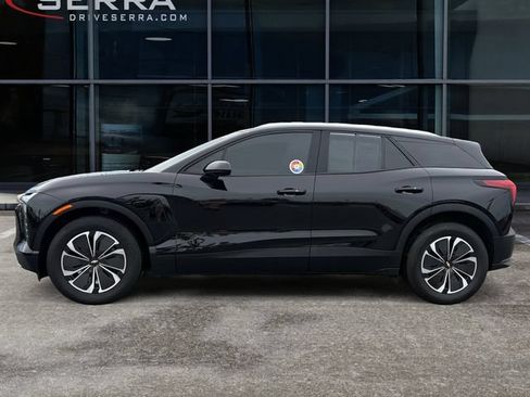 Used 2024 Chevrolet Blazer EV LT AWD/4WD image 2