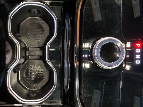 Used 2023 Jeep Grand Cherokee L Laredo image 16