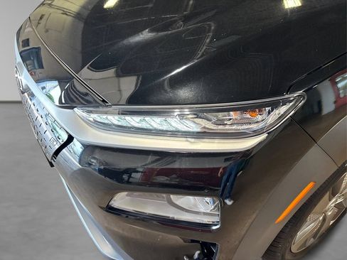 Used 2021 Hyundai Kona Limited w/ Cargo Package FWD image 21