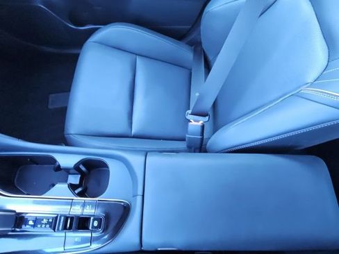 Used 2025 Toyota Crown XLE image 50