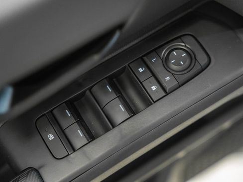 New 2026 Toyota Tacoma SR5 AWD/4WD image 37