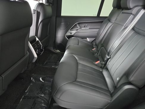 New 2026 Land Rover Range Rover Long Wheelbase SE image 5