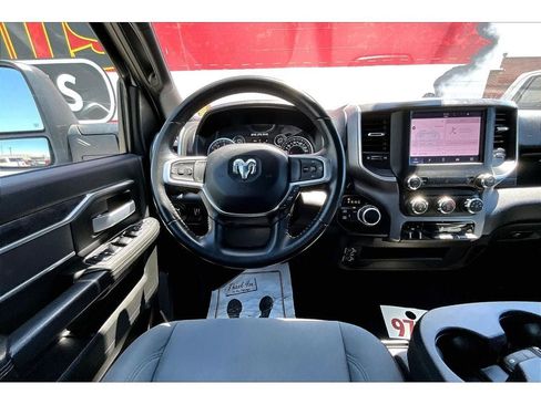 Used 2024 RAM 2500 Big Horn AWD/4WD image 6